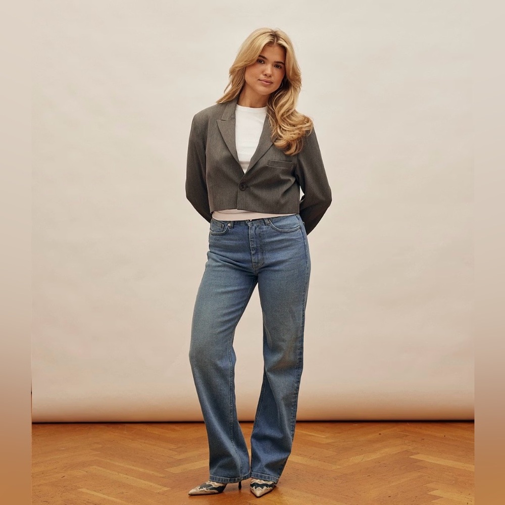 Djerf Avenue Straight Jeans Mid Blue - Tall